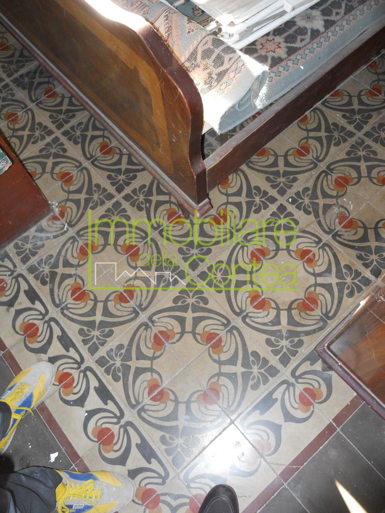 PICCOLO STABILE RIF 576 - Immagine# 1