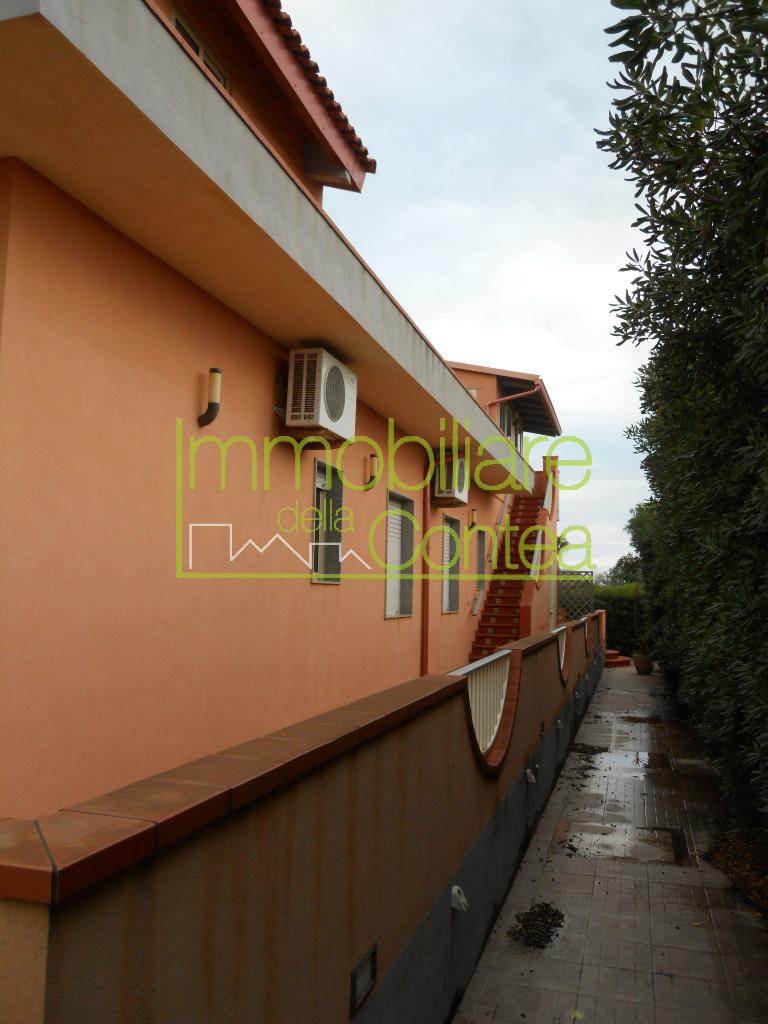 VILLA BIFAMILIARE RIF 584 - Immagine# 1
