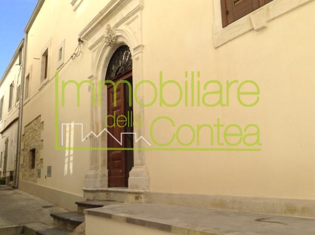 PALAZZETTO FINEMENTE RISTRUTTURATO RIF. 607 - Immagine# 1