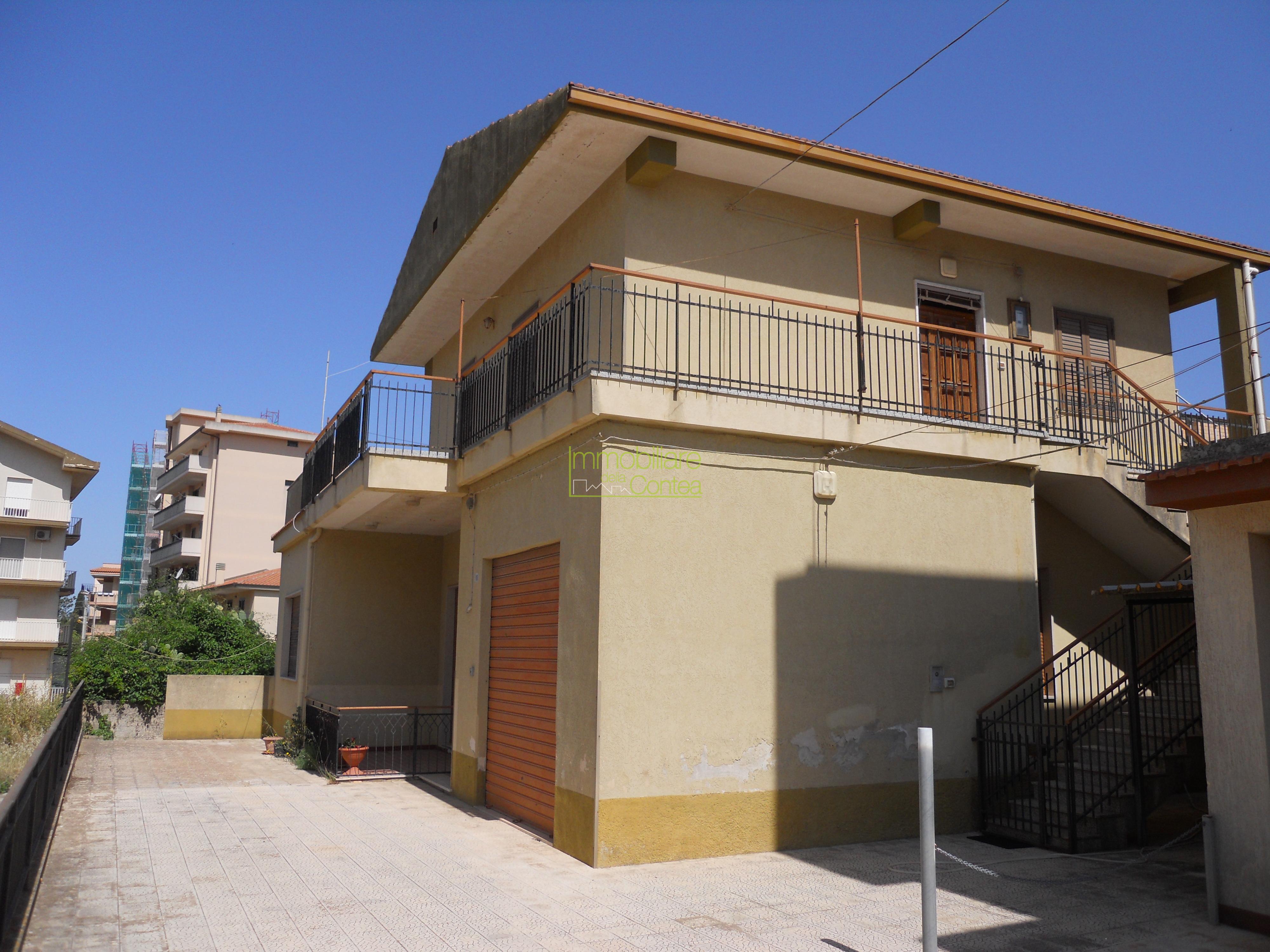 APPARTAMENTO IN STABILE BIFAMILIARE RIF 649 - Immagine# 1