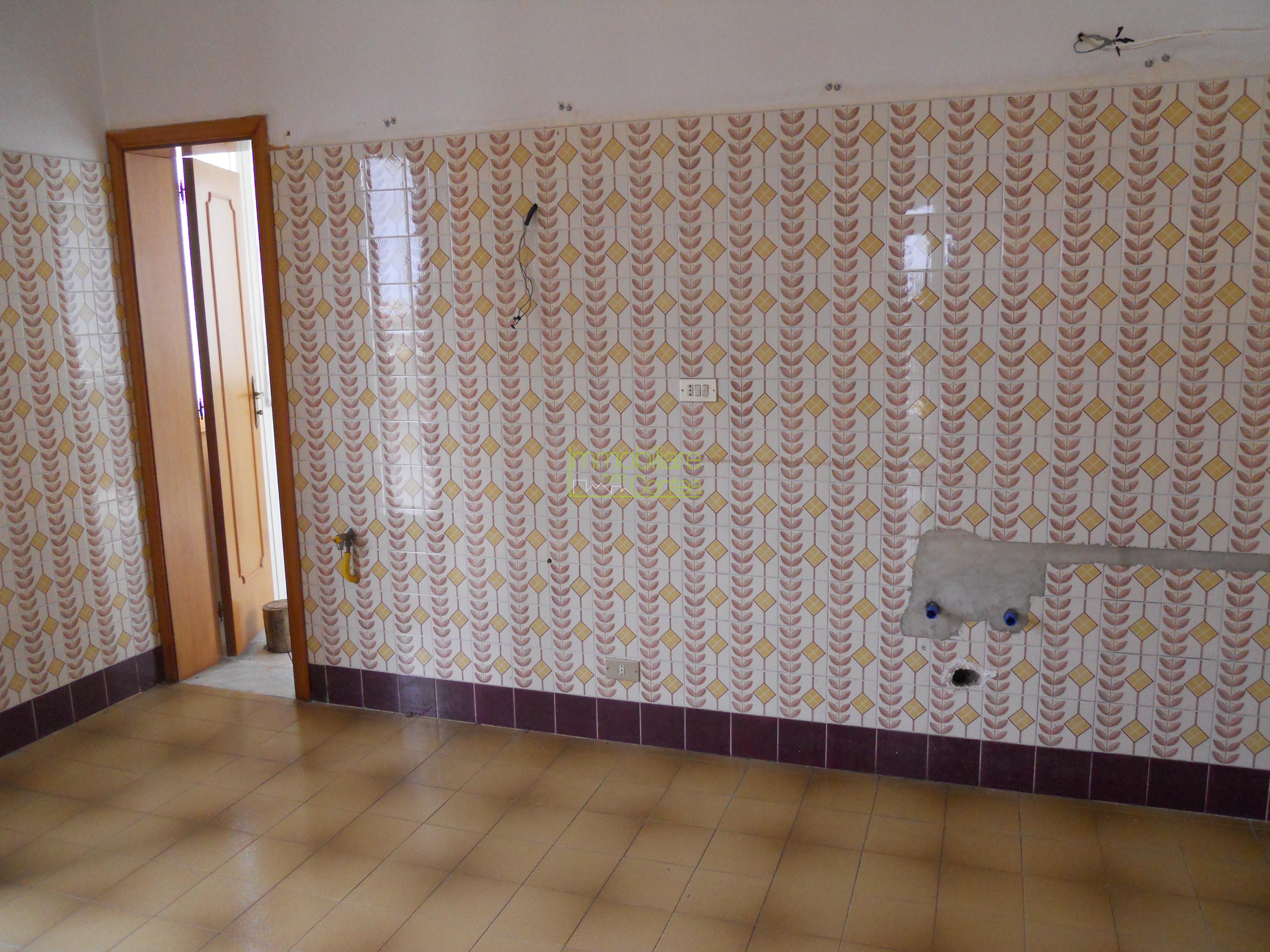 APPARTAMENTO IN STABILE BIFAMILIARE RIF 649 - Immagine# 1