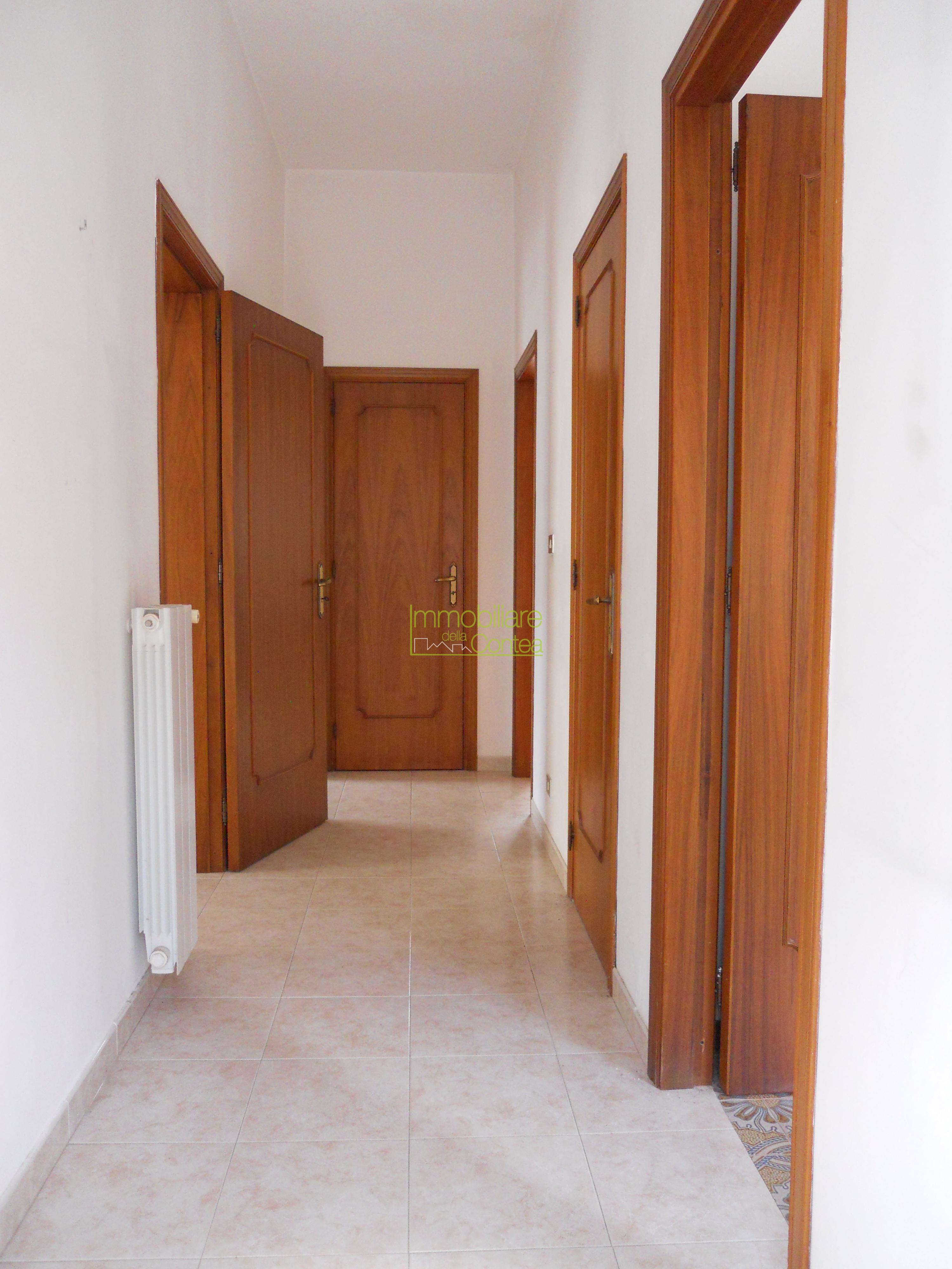 APPARTAMENTO IN STABILE BIFAMILIARE RIF 649 - Immagine# 1