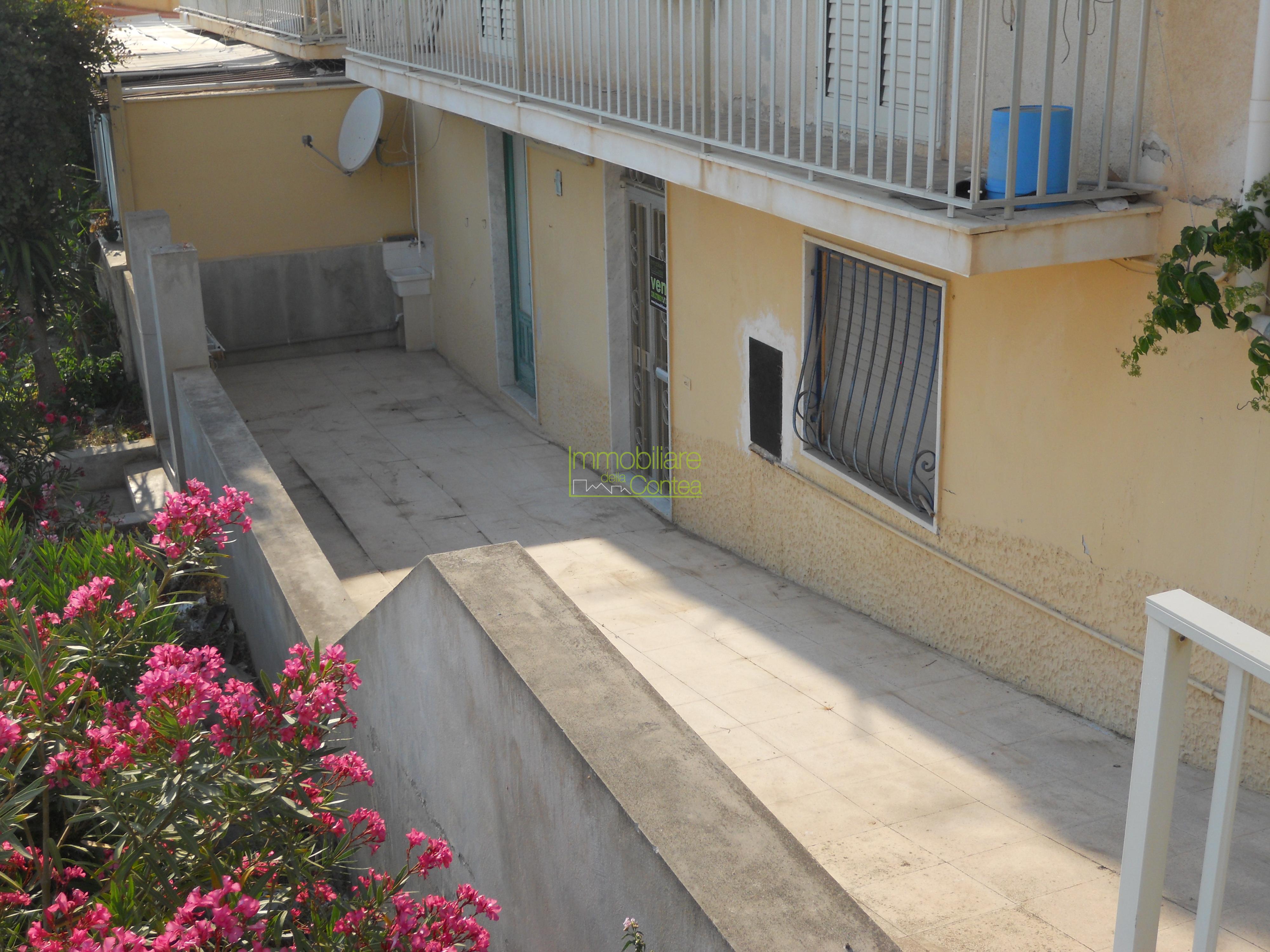 CASA  A POCHI PASSI DAL LUNGO MARE RIF 652 - Immagine# 1