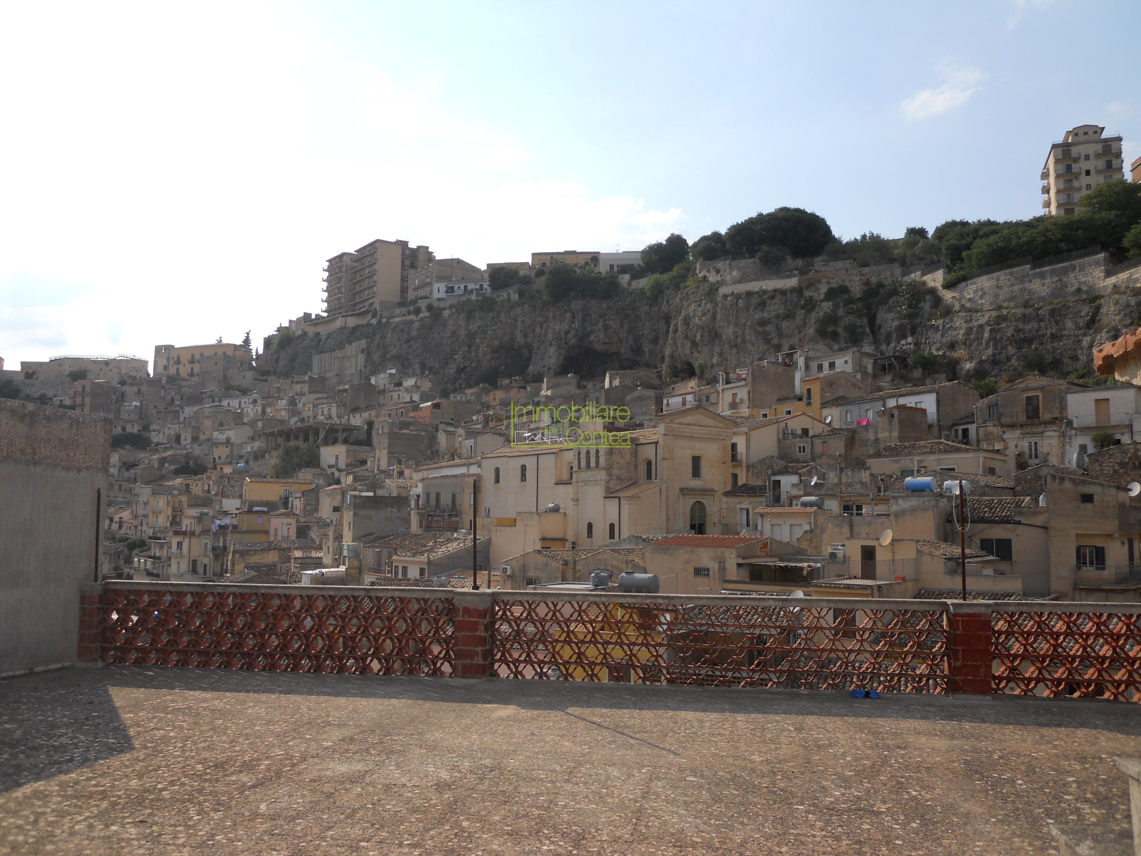 APPARTAMENTO CON TERRAZZE PANORAMICHE RIF 655 - Immagine# 1