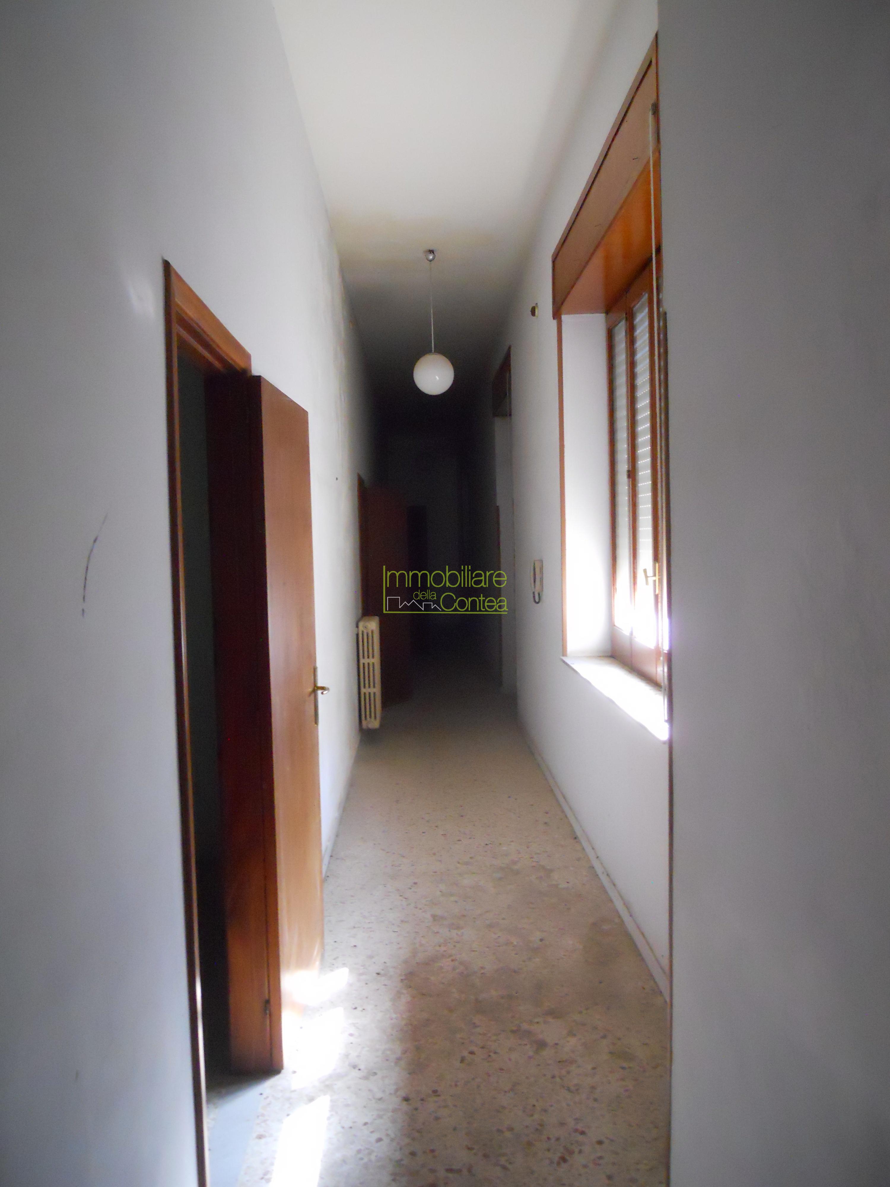 GRANDE PALAZZO STORICO RIF 657 - Immagine# 1