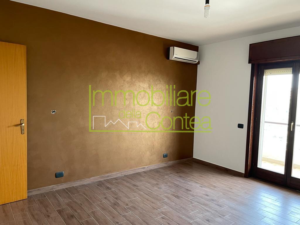 LUMINOSO APPARTAMENTO RIF 659 - Immagine# 1