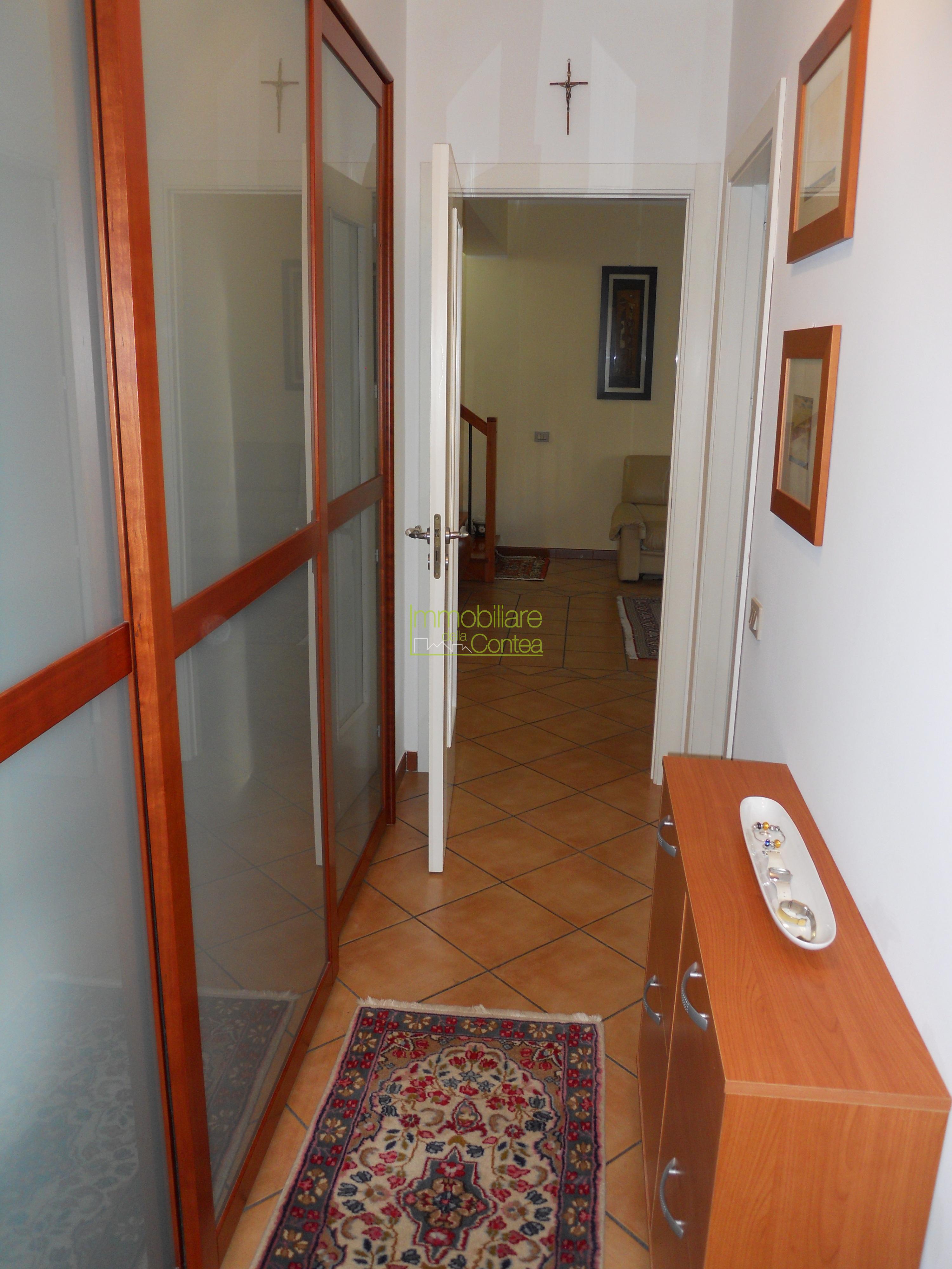 GRANDE ED ELEGANTE APPARTAMENTO SU DUE LIVELLI RIF.692  - Immagine# 1