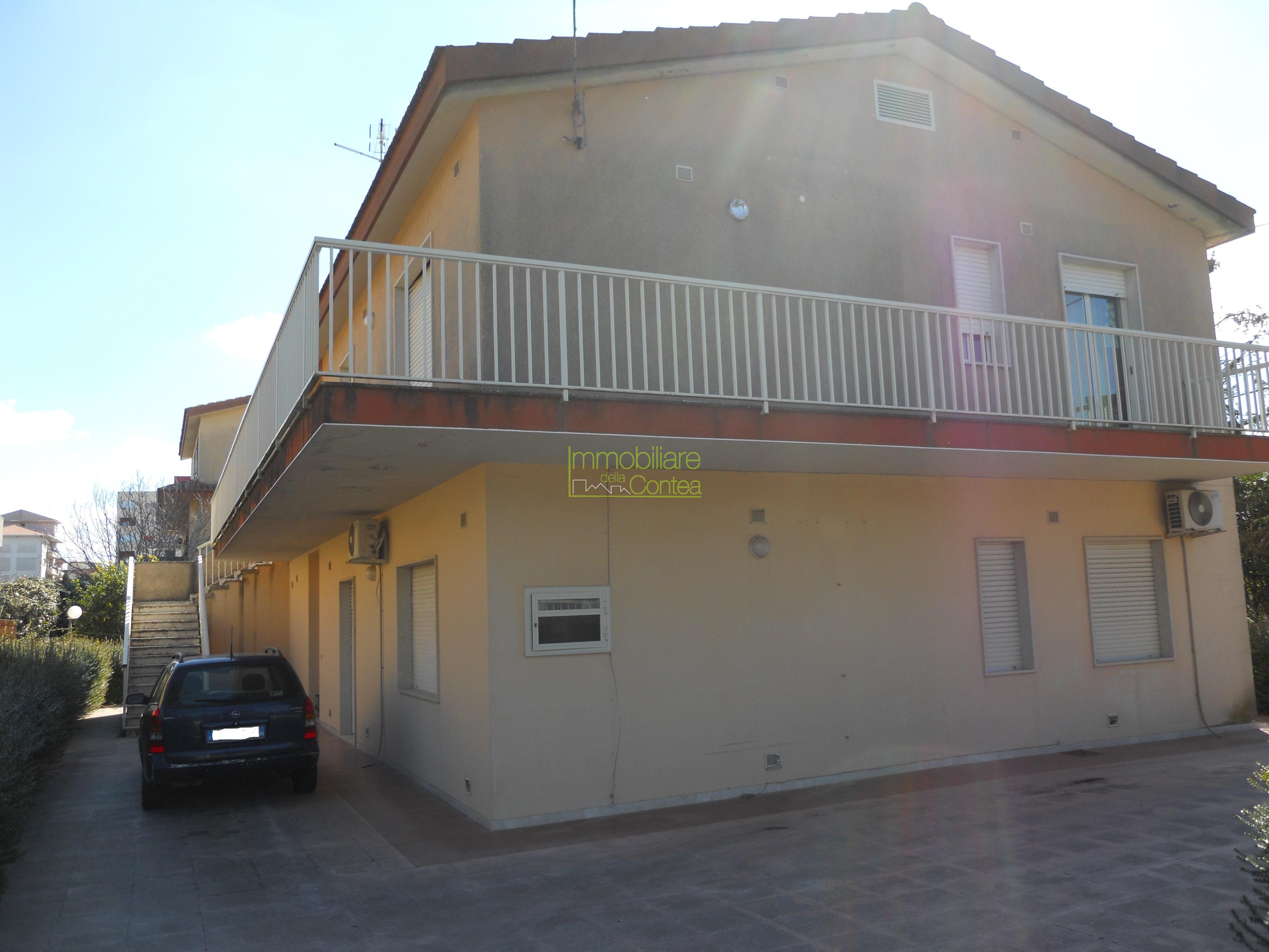 VILLA BIFAMILIARE RIF. 672 - Immagine# 2