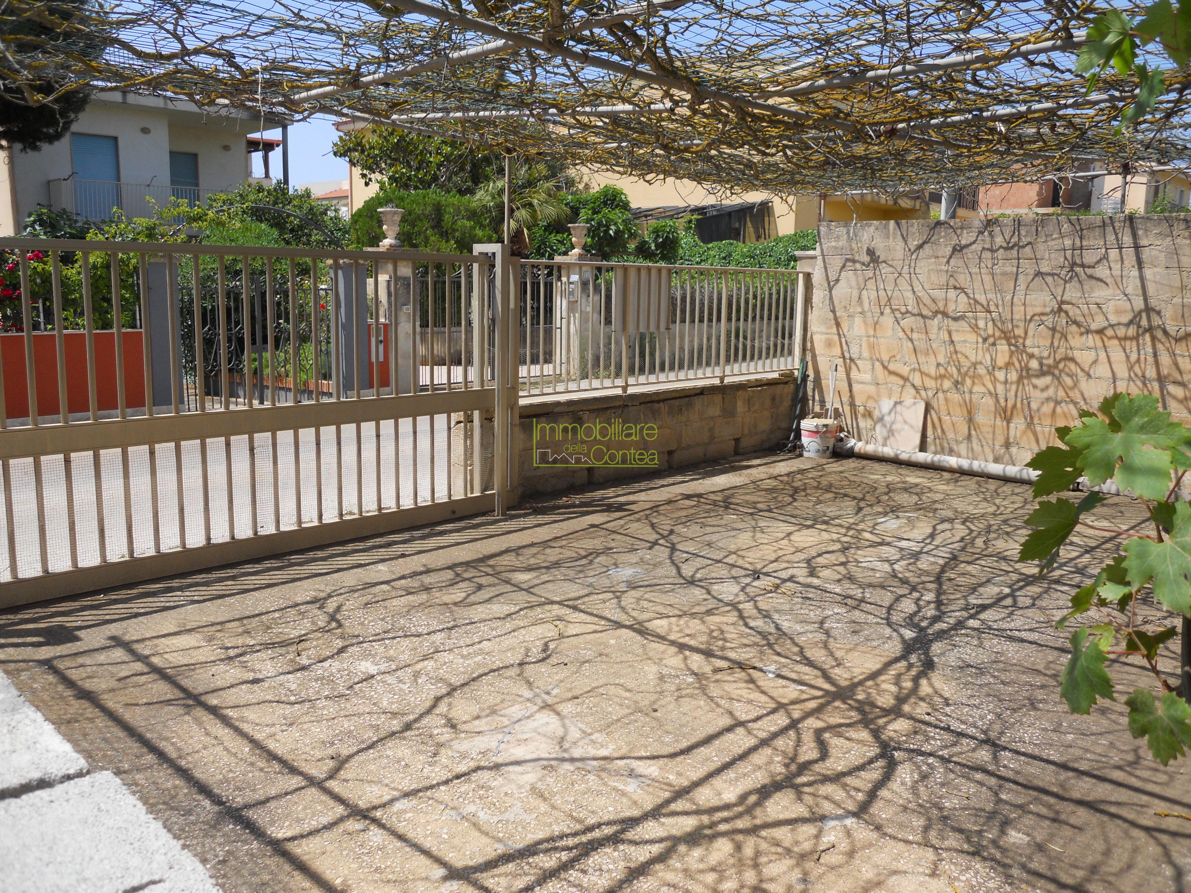 VILLA IMMERSA NEL VERDE A MARINA DI MODICA  RIF.693 - Immagine# 10