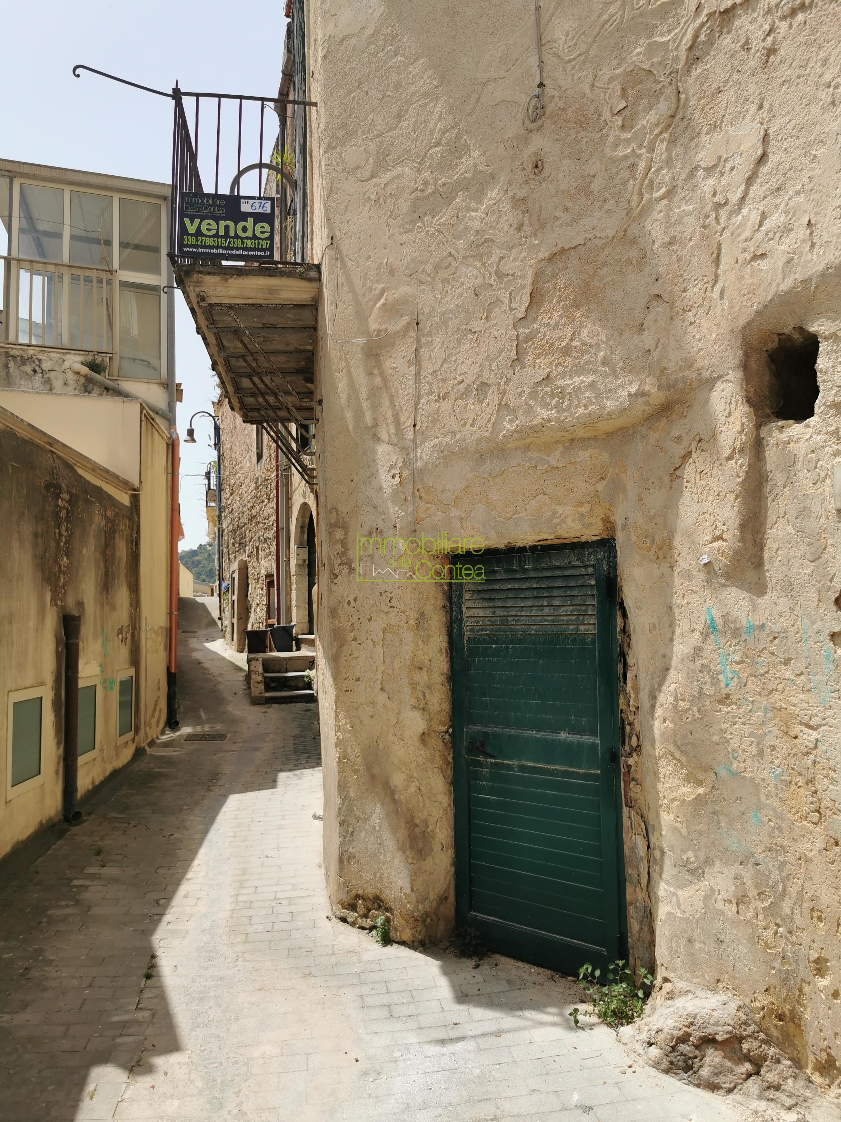BILOCALE PANORAMICO CON DAMMUSO - Immagine# 1