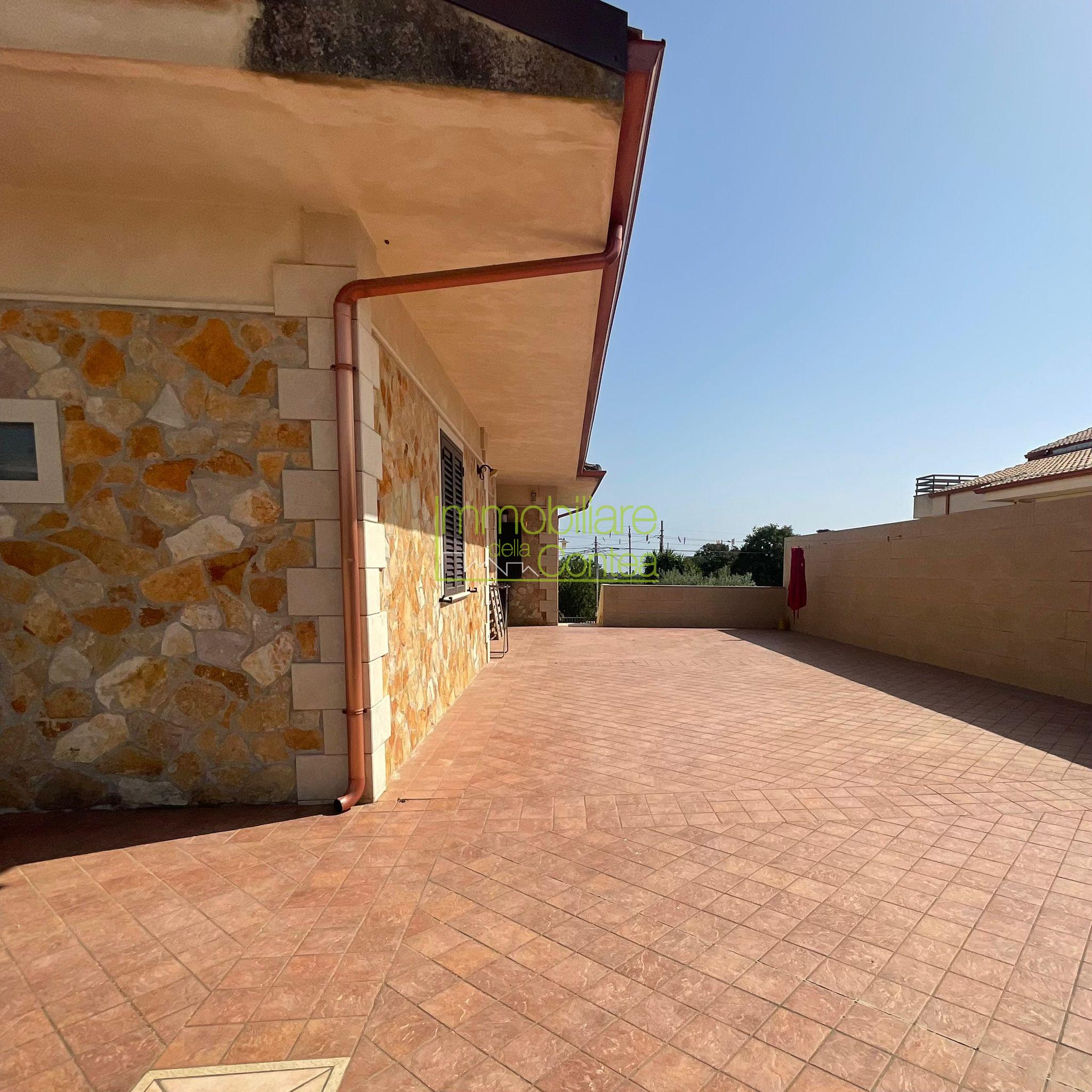 GRANDE VILLA RIF. 694 - Immagine# 1