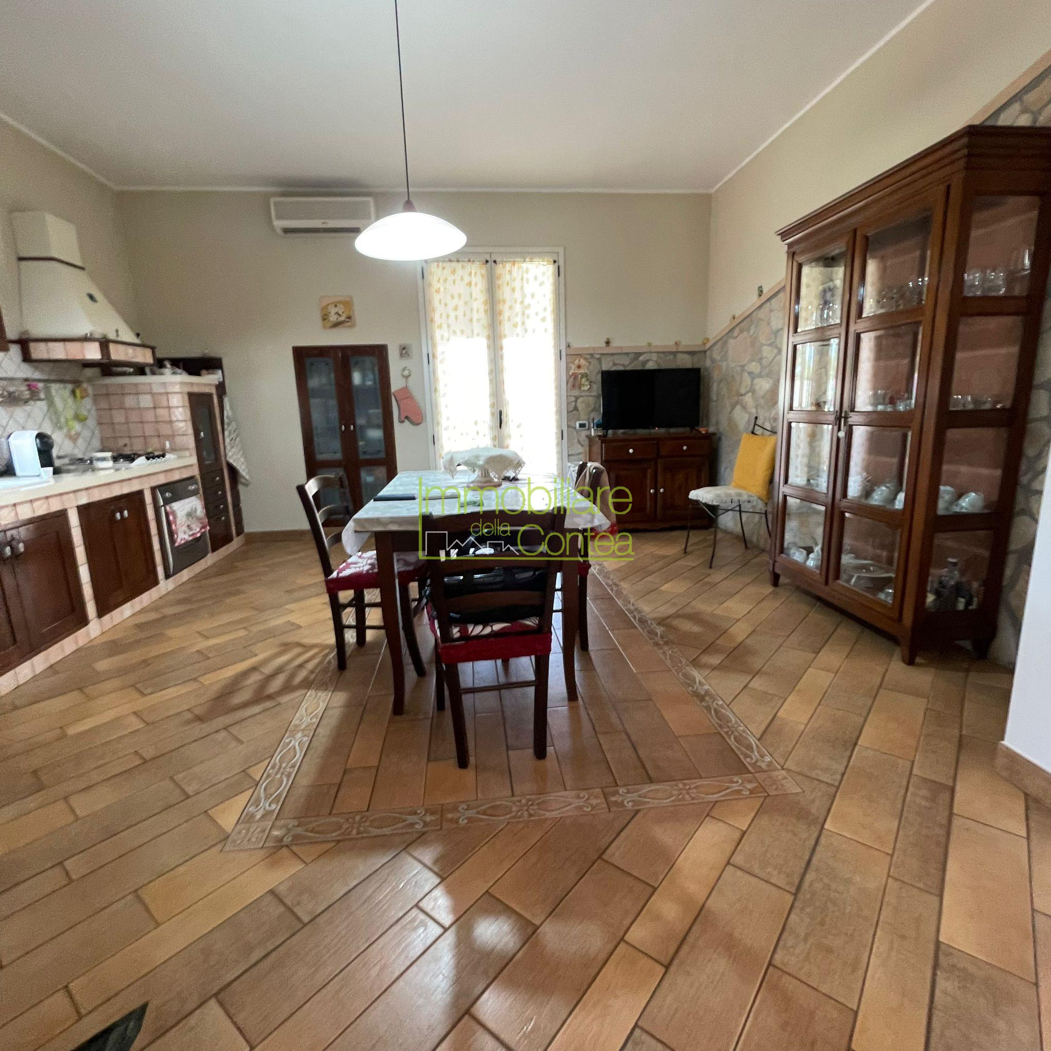 GRANDE VILLA RIF. 694 - Immagine# 1