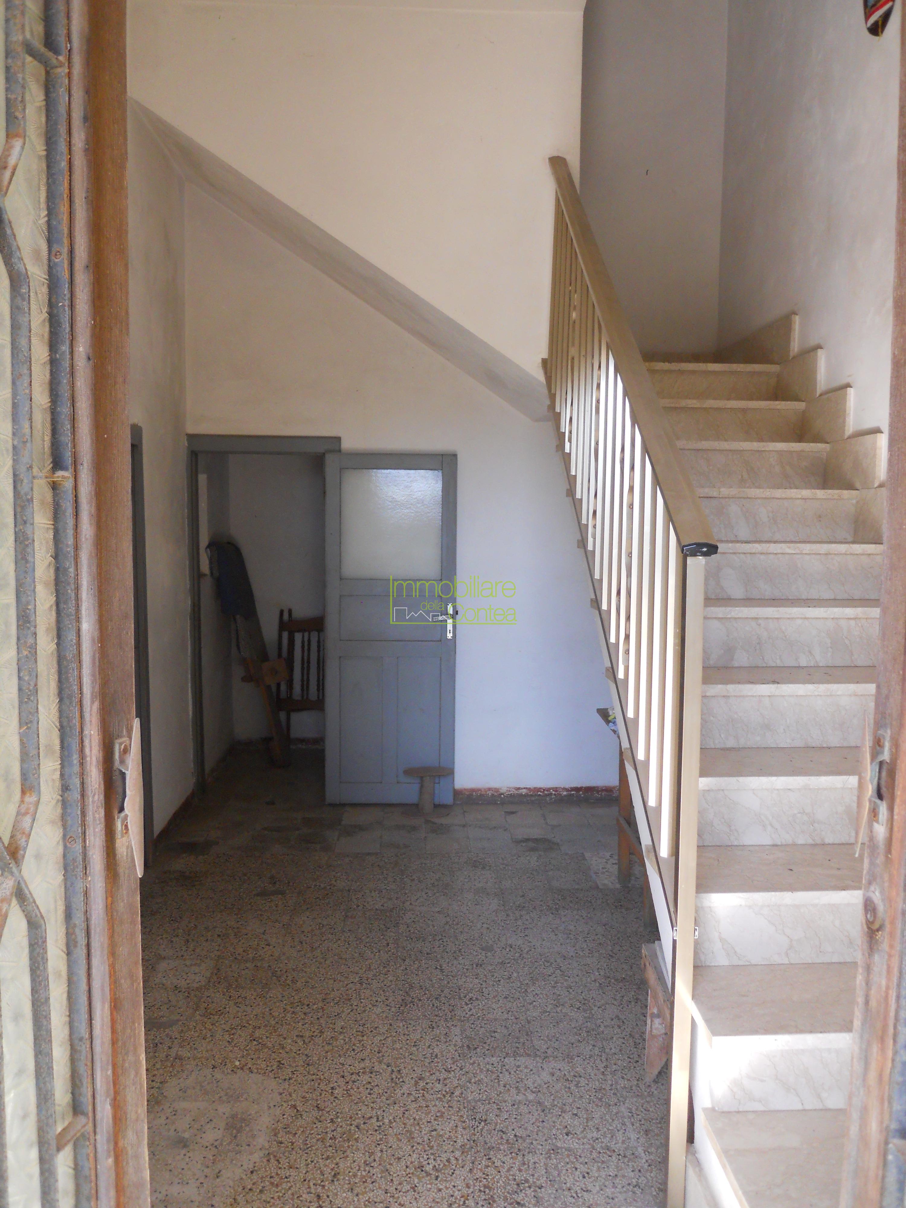 CASA INDIPENDENTE IN CENTRO ABITATO RIF.697 - Immagine# 1