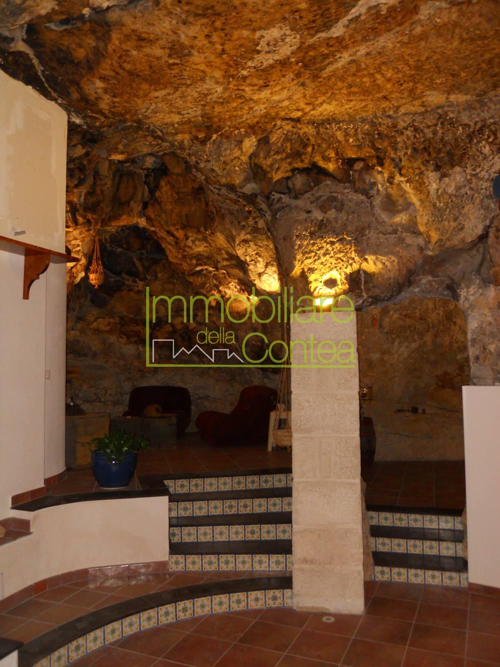 CARATTERISTICA CASA AFFIANCATA RIF 174 - Immagine# 1