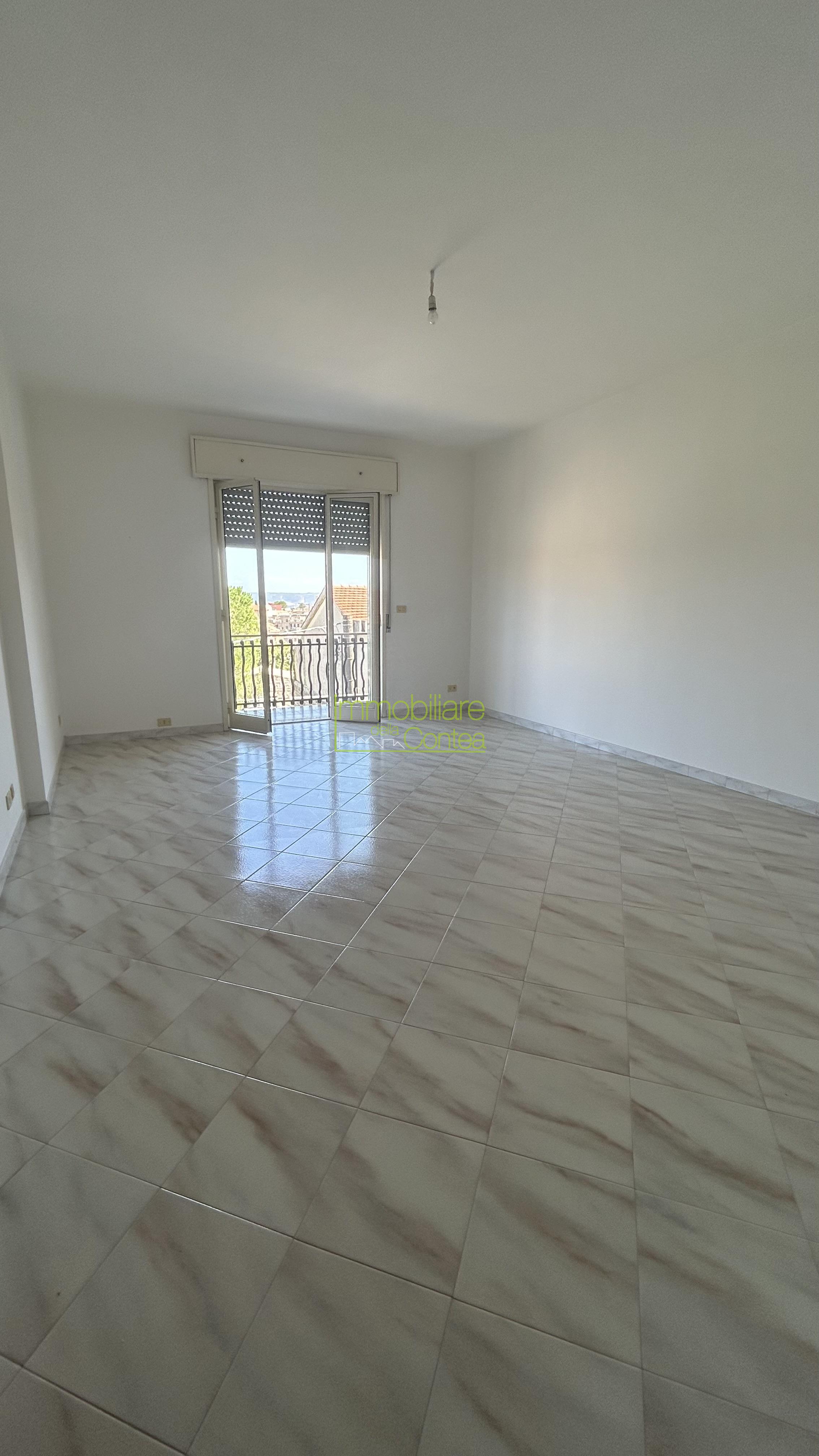 GRANDE APPARTAMENTO IN PICCOLO STABILE RIF.720 - Immagine# 1
