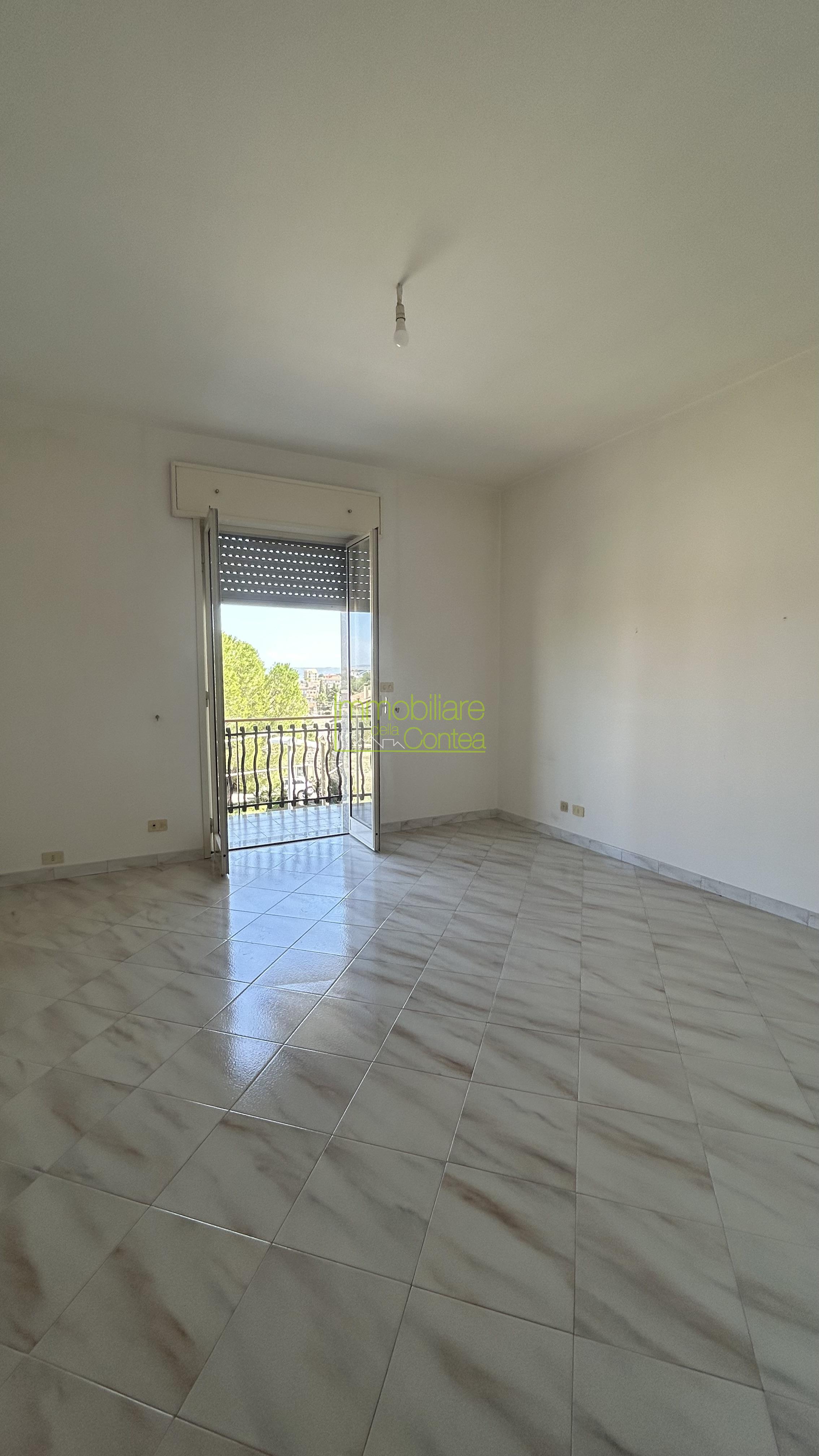 GRANDE APPARTAMENTO IN PICCOLO STABILE RIF.720 - Immagine# 1