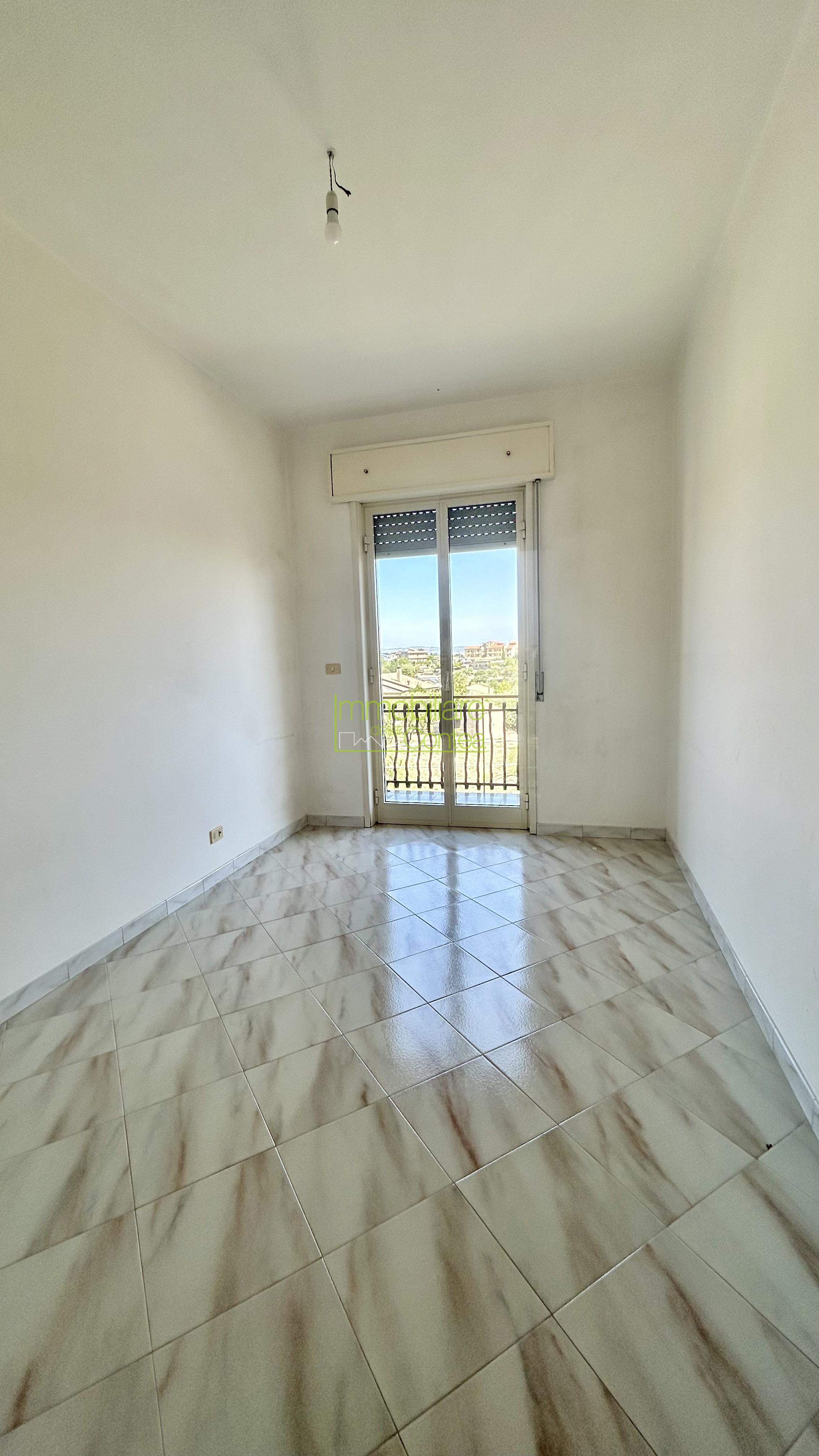 GRANDE APPARTAMENTO IN PICCOLO STABILE RIF.720 - Immagine# 1