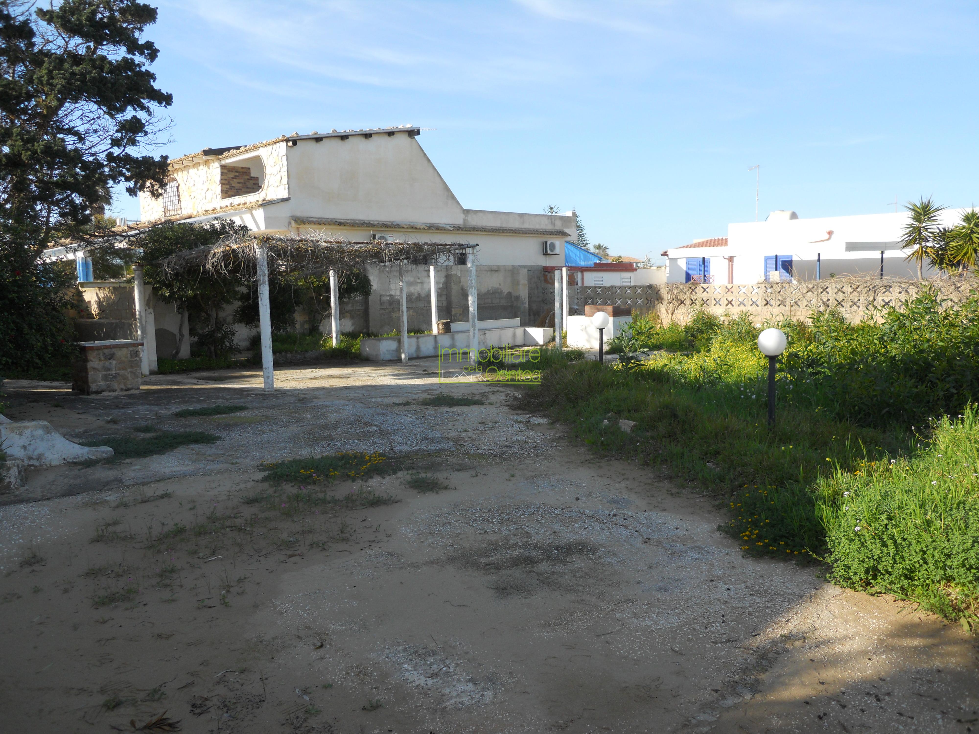 VILLA SULLA SPIAGGIA - Immagine# 1