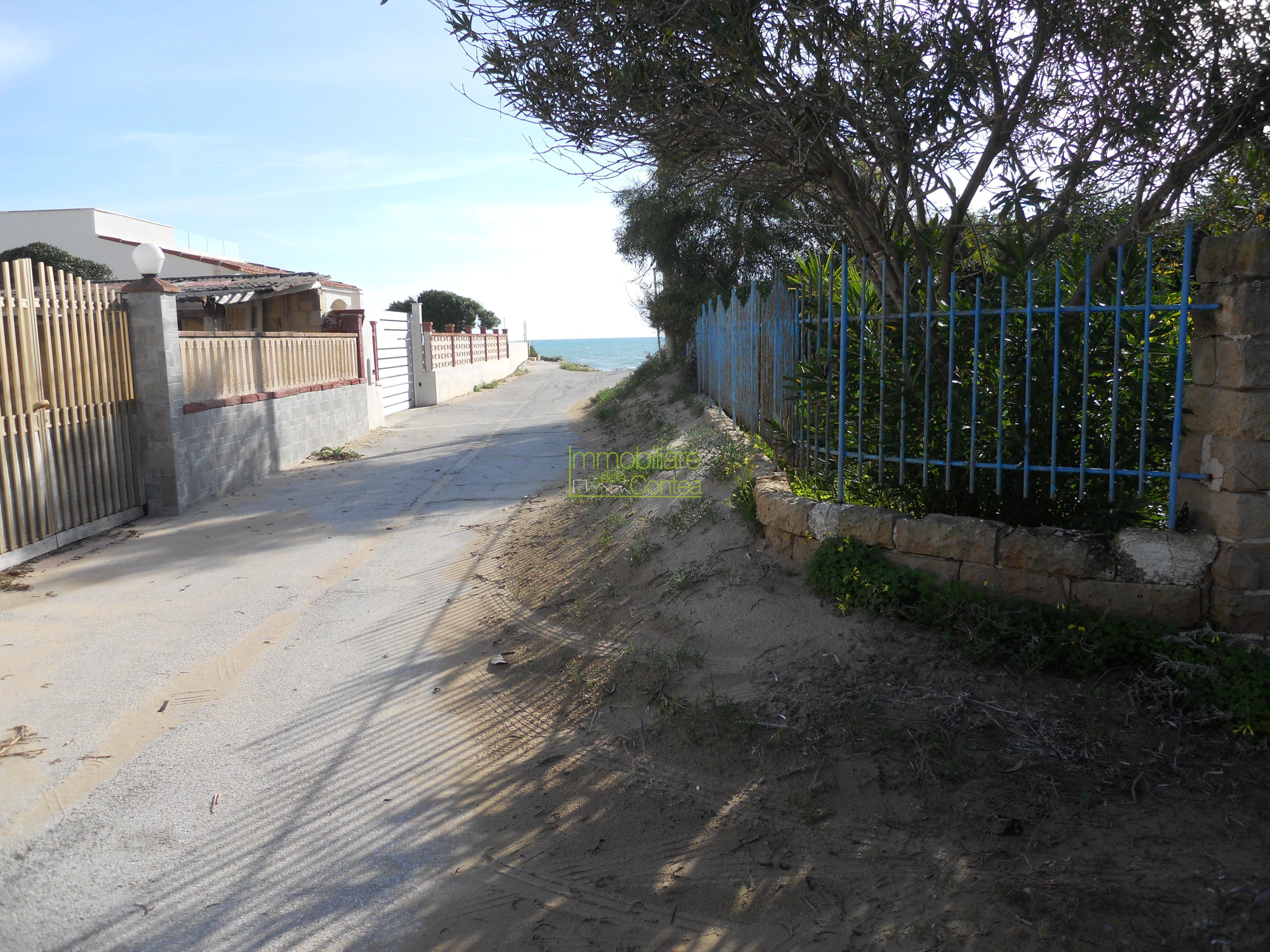 VILLA SULLA SPIAGGIA - Immagine# 1
