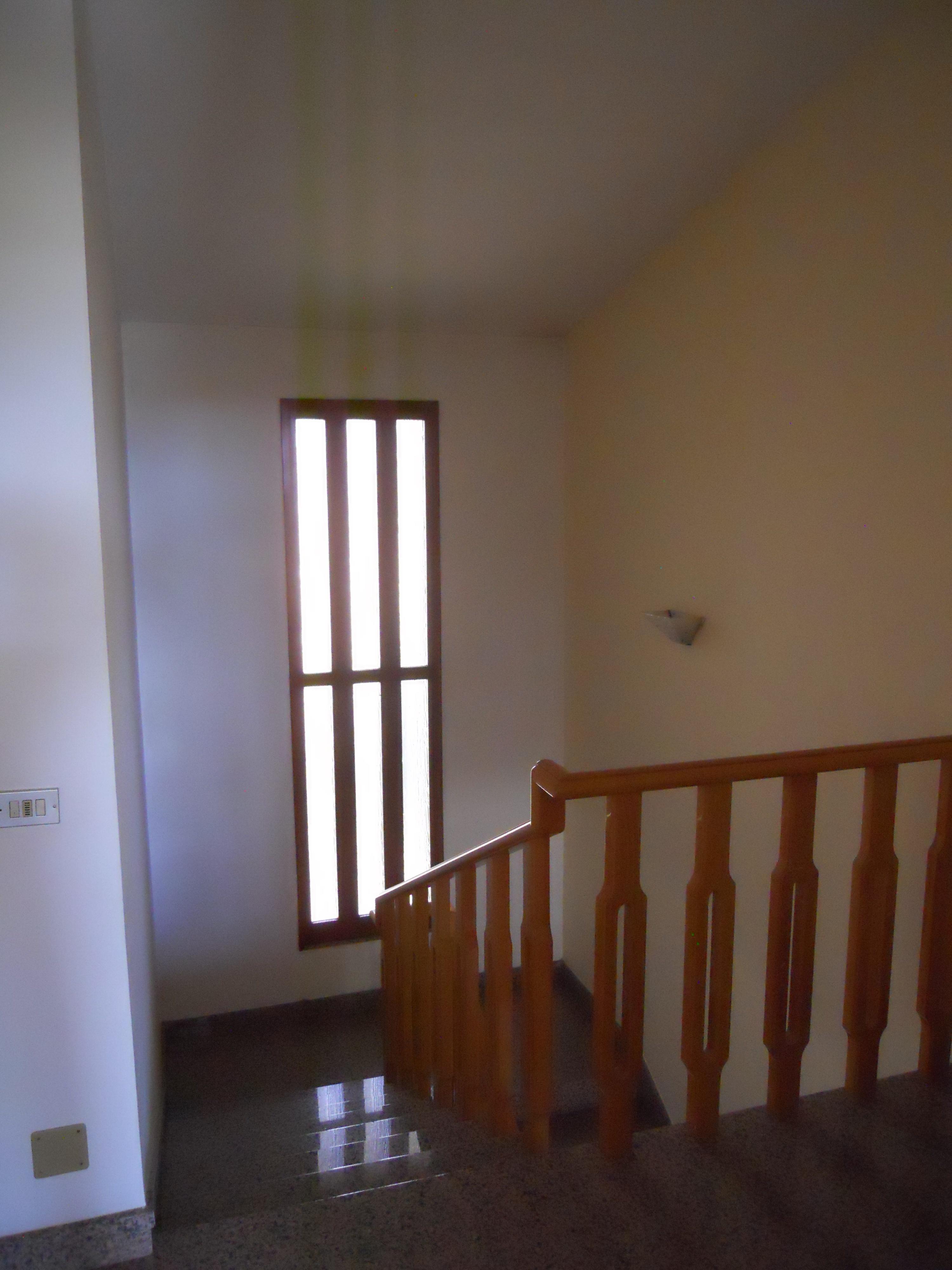 GRANDE VILLA IN ZONA ABITATA - Immagine# 12