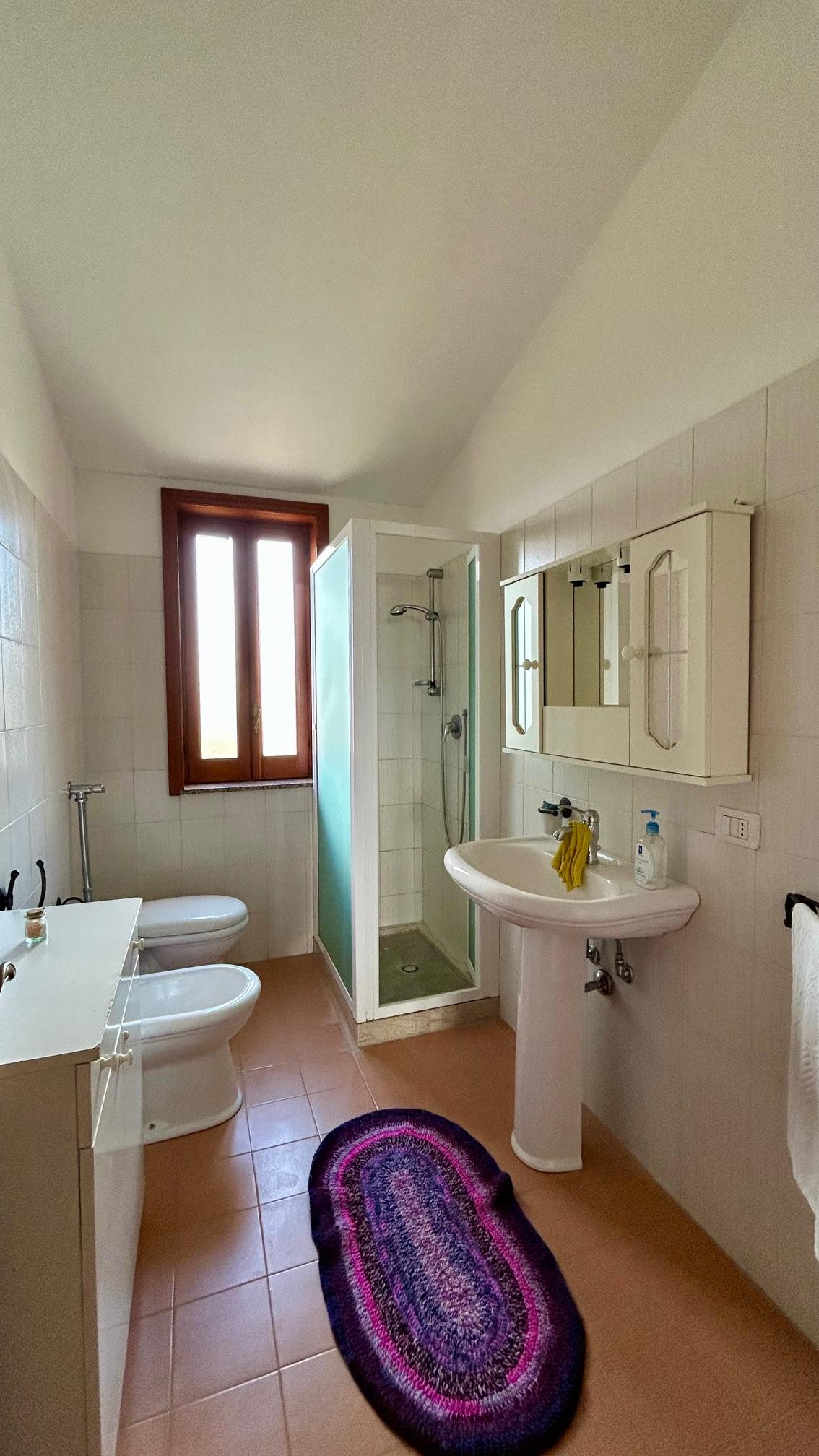 GRANDE VILLA IN ZONA ABITATA - Immagine# 22