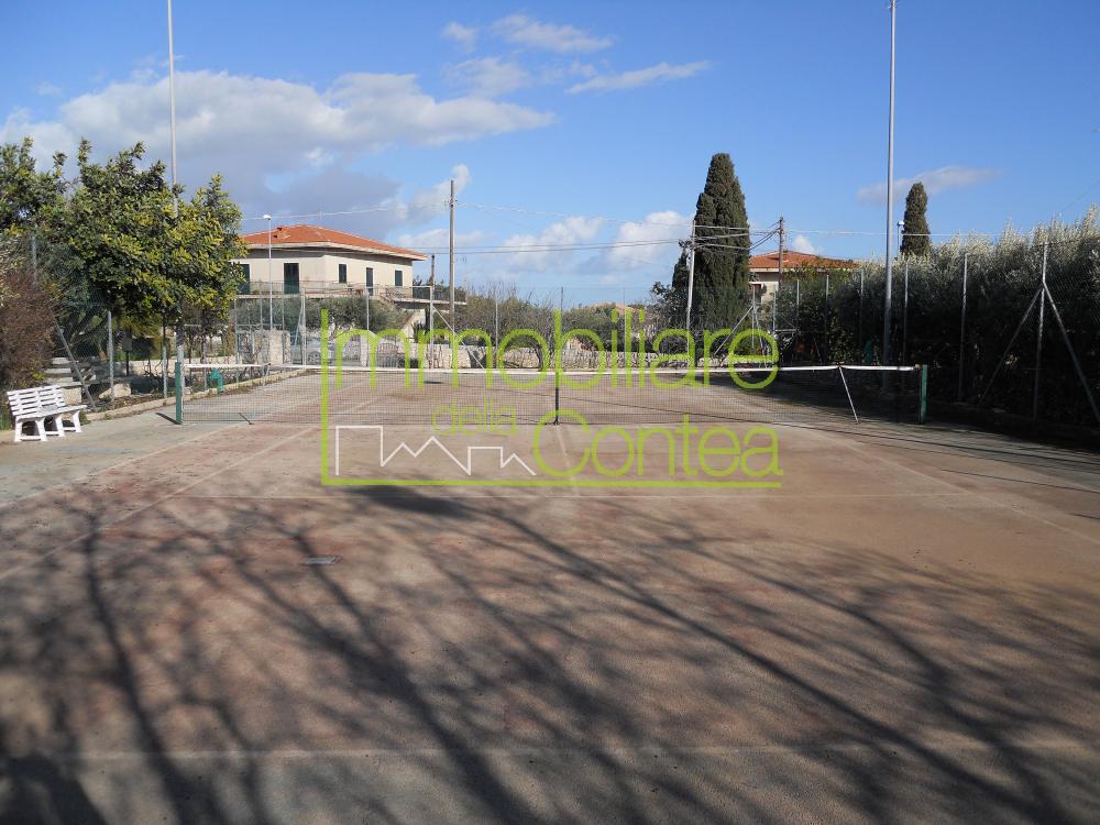 VILLA CON CAMPO DA TENNIS RIF 324 - Immagine# 4