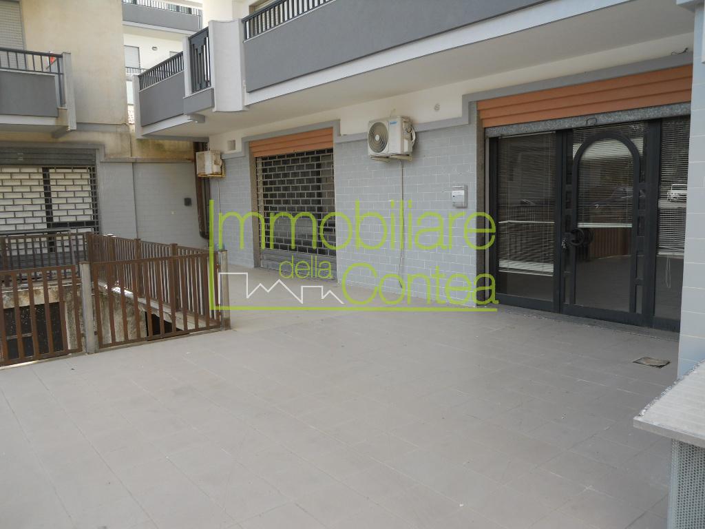 LOCALE COMMERCIALE E ARTIGIANALE RIF 552 - Immagine# 1